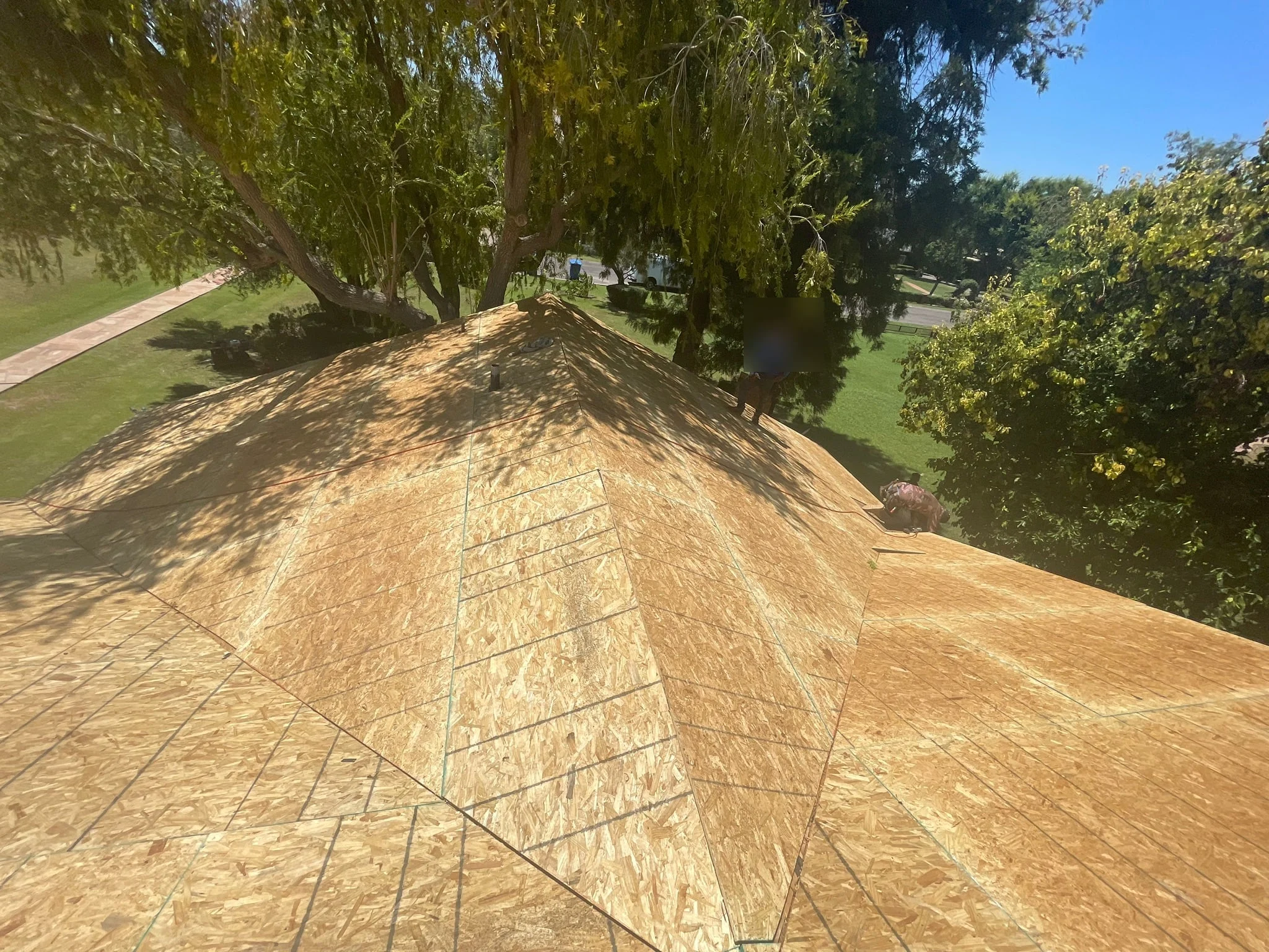 Shingle roof in Phoenix, Arizona before the shingle roof replacement after storm damage